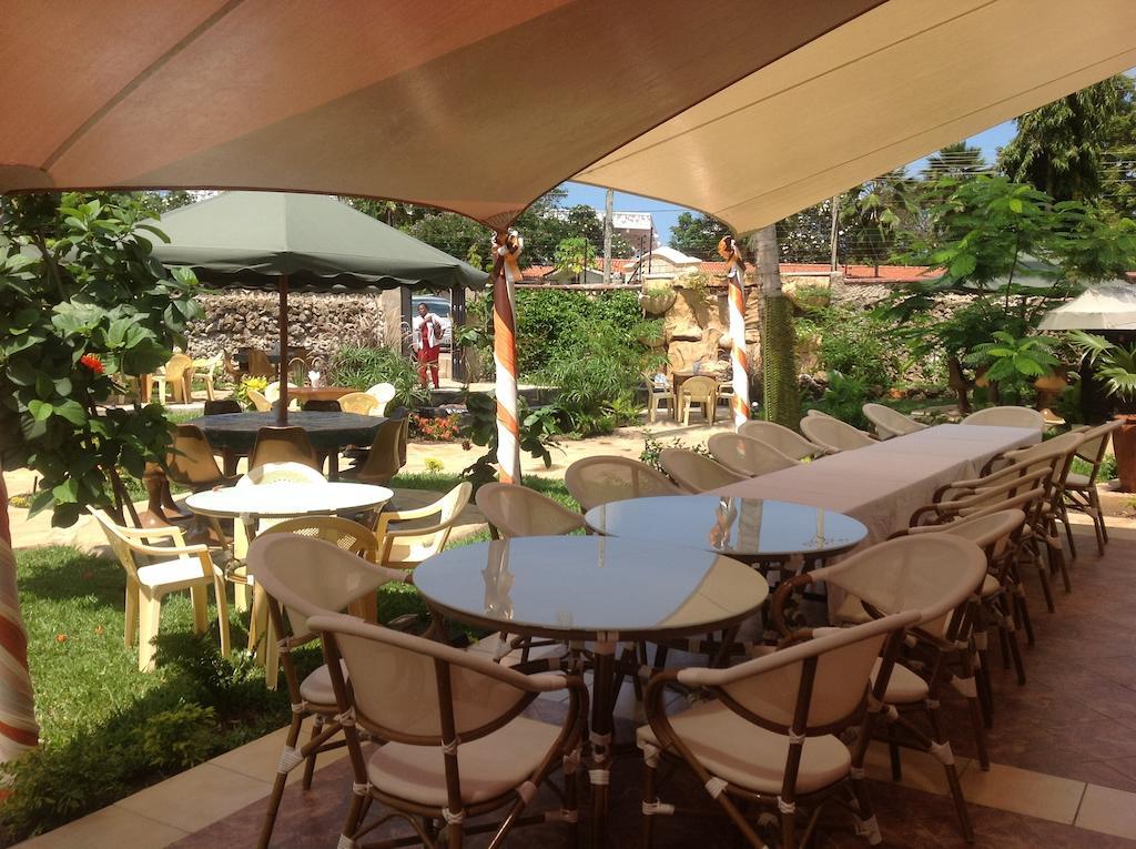 Moffat Court Boutique Hotel Момбаса Екстер'єр фото